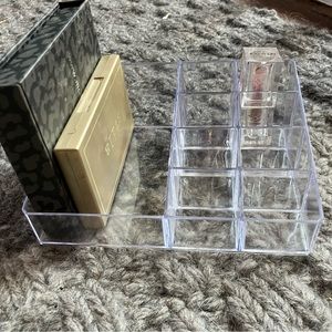 Lipstick and Palette Organizer